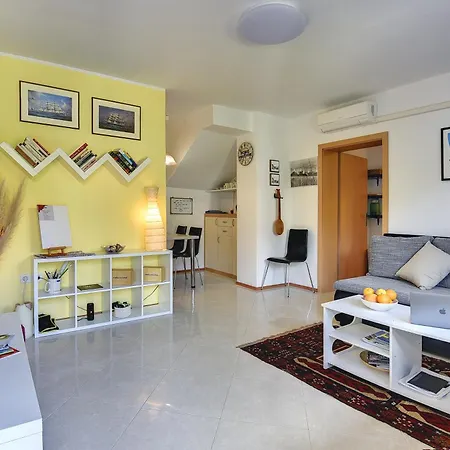 Apartment Gloria Jardas *